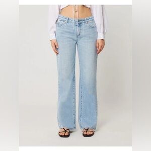 Rolla’s Heidi Low Rise Jeans Size 23 Distressed Light Wash Relaxed Straight Y2K
